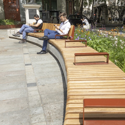 Strand Aldwych Public Realm, Westminster – Westminster City Council with LDA Design